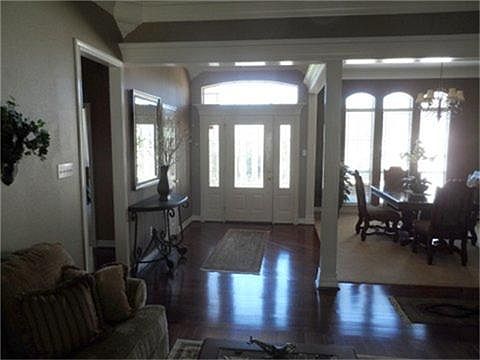 4th image of 1113 Mallard Ct