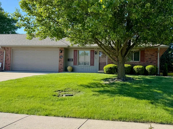 209 E 48th St, Anderson, IN 46013