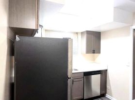 1324 Tinker Way
