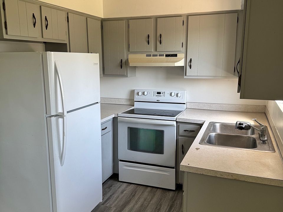 1st image of 420 Kolpwood Ave NW #420