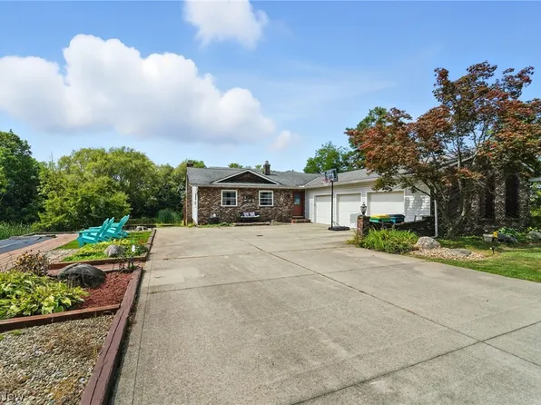 7734 Morley Rd, Concord Township, OH 44060