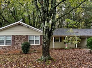 1032 Skylark Dr, Morrow, GA
