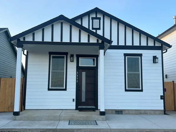 3217 Linfield Ave, Woodburn, OR 97071
