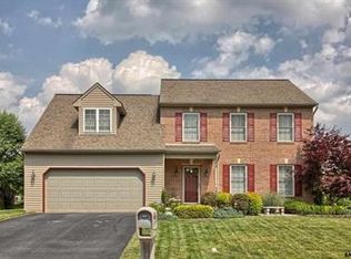 385 Apple Tree Ln, Mount Wolf, PA 17347