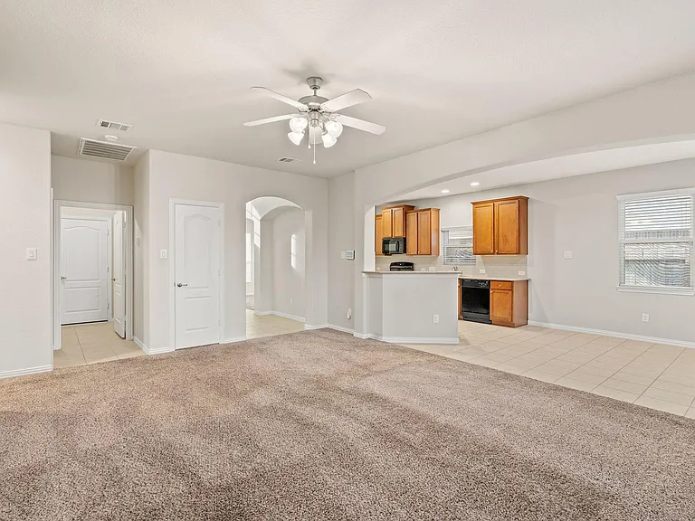 135 San Bernard Dr — Photo 16
