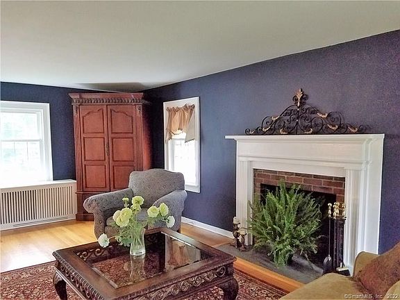 3rd image of 111 North St