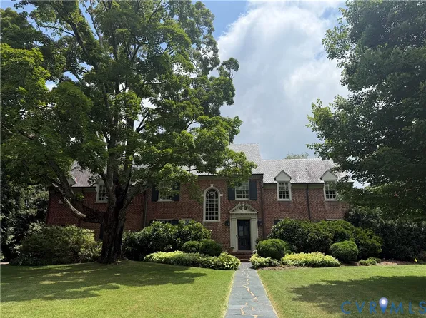 15 Roslyn Rd, Richmond, VA 23226