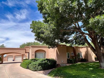 1647 Tierra Del Rio NW, Albuquerque, NM, 87107