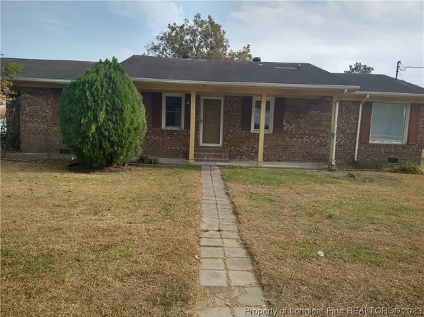 117 Elmore St, Mount Olive, NC 28365