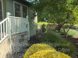 788 Lovers Ln, Ukiah, CA 95482