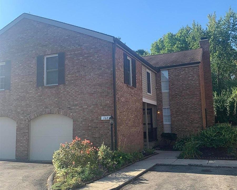 1st image of 1683 Moravian St