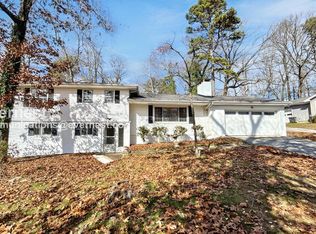 1307 Brockton Dr, Signal Mountain, TN 37377