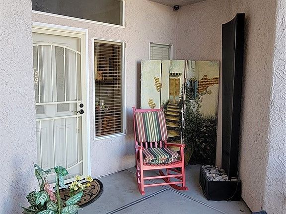 4th image of 8117 Squaw Springs Ln