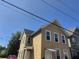 2188 W 29th St, Cleveland, OH