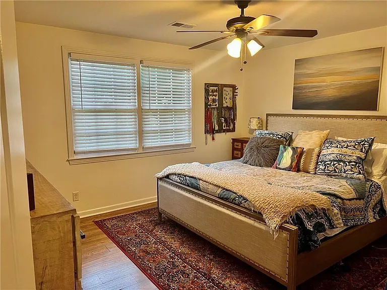 116 Highland Ave — Photo 13