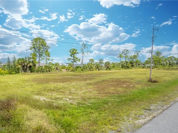 2213 NE 33rd Ter, Cape Coral, FL 33909
