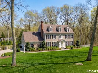 9 Matson Rdg, Old Lyme, CT 06371