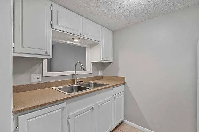 Sage Creek Apartments — Photo 32