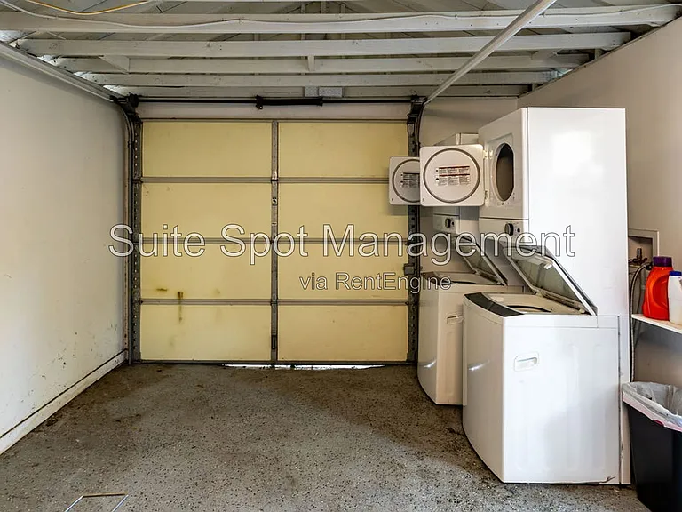 1409 Jefferson Ave #A4 — Photo 5
