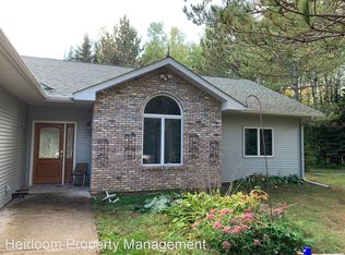 6713 Haugen Ln, Duluth, MN 55803