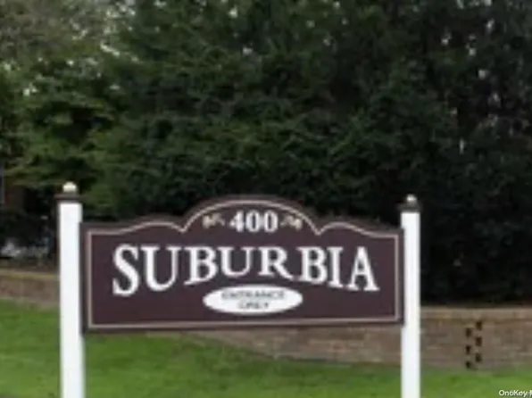 400 Fulton Street #1F, Farmingdale, NY 11735