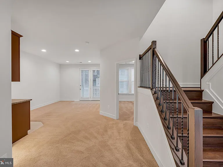 42281 Belgrave Gardens Ter — Photo 11