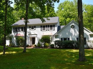 7825 Blackberry Ln, Gates Mills, OH 44040