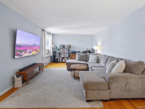 4th image of 625 Gramatan Avenue #5O