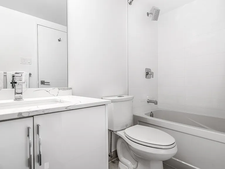8 Silver Maple Ct — Photo 27