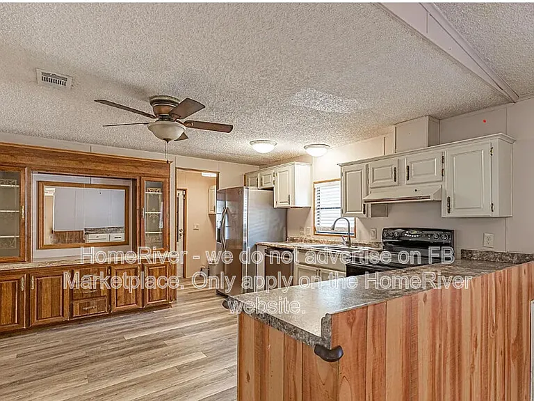 7531 Covewood Dr — Photo 2