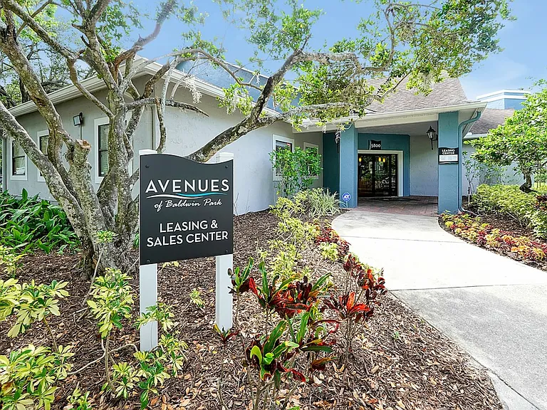 Avenues of Baldwin Park — Photo 40