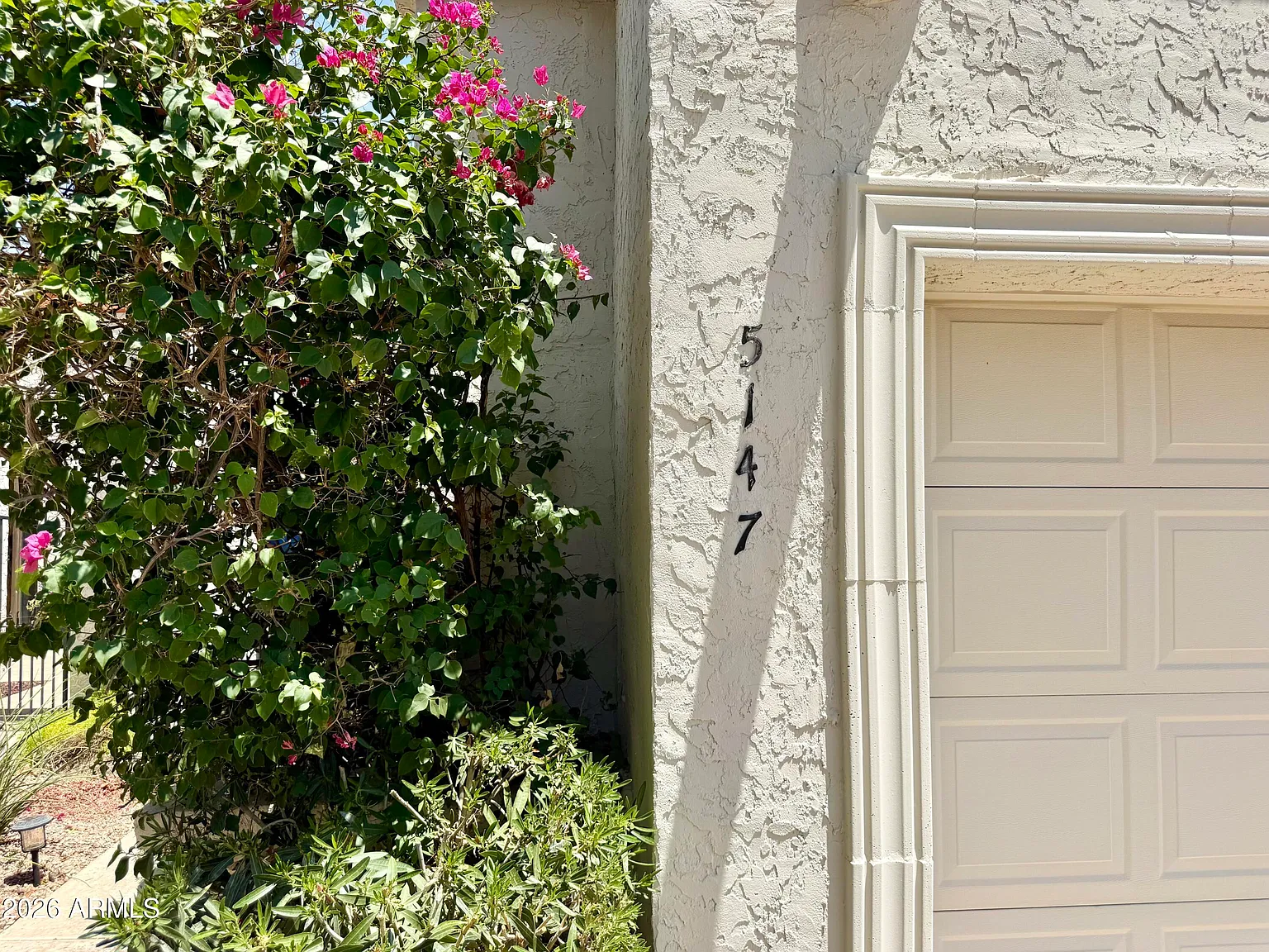 2 bed, 2.0 bath, 1274 sqft, $2,500 — Photo 3