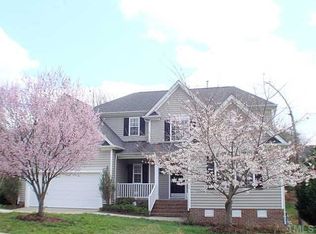 110 Kenilworth Pl, Chapel Hill, NC 27516