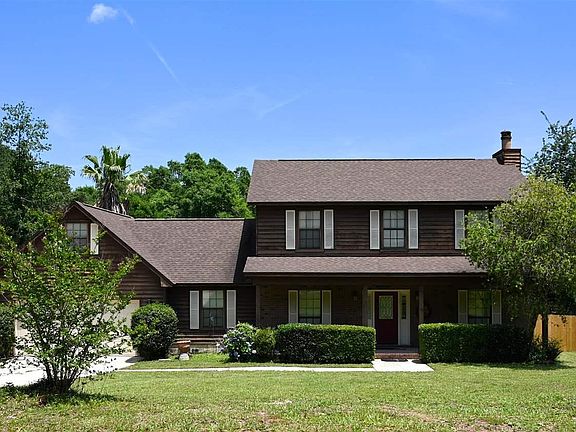 2nd image of 9818 Hollowbrook Dr