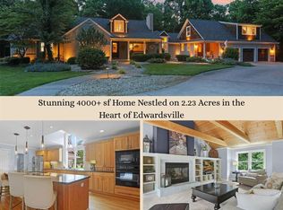 1102 Franklin Ave, Edwardsville, IL 62025
