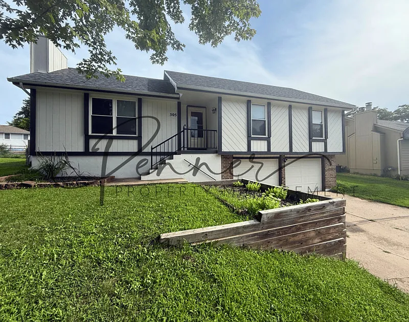 505 SE Mount Vernon Dr