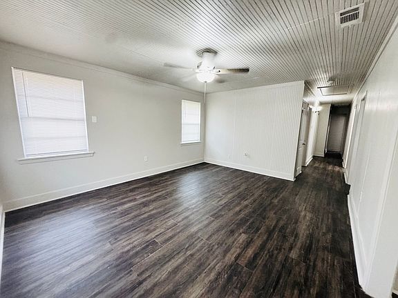 3rd image of 1955 Rice Dr
