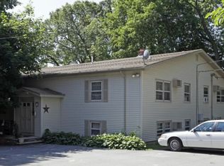 8 Fenner St #7, Cranston, RI 02910