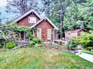 821 Riverside Dr SE, North Bend, WA 98045
