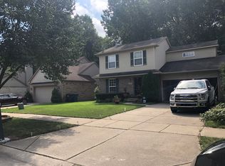 34267 Hazelwood Dr, Westland, MI 48186