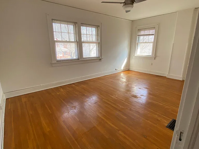 322 Lincoln Ave — Photo 10