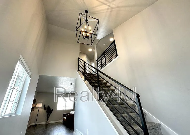 1415 N 3500 W — Photo 3