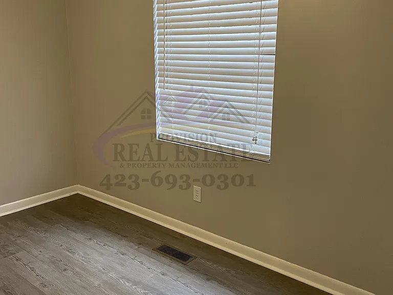 4100 N Ocoee St — Photo 8