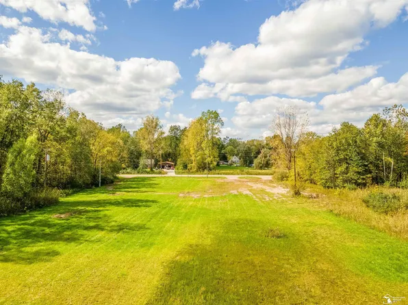 24235 Sumpter Rd, Belleville, MI 48111