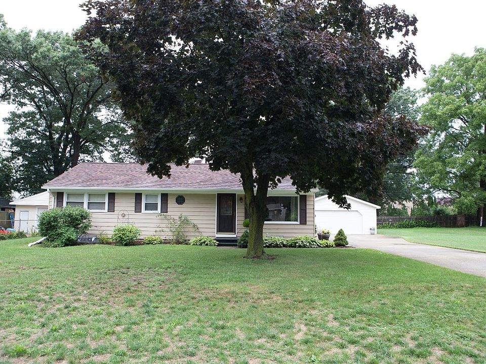 1st image of 149 Emerson Ave