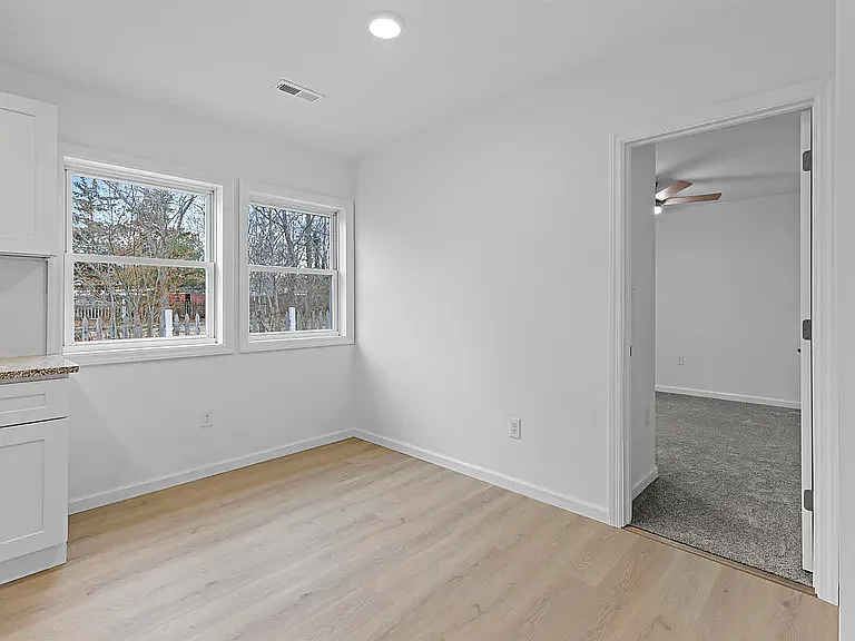 16 4th Ave #B — Photo 10