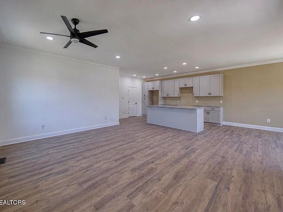 5th image of 12595 Hickory Creek Rd