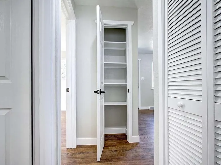 4214 N Pecos St — Photo 33
