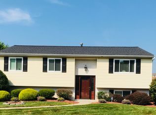 117 Rizzi Dr, Irwin, PA 15642