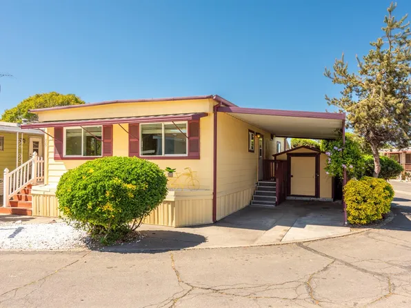 55 Wayside Drive, Santa Rosa, CA 95407